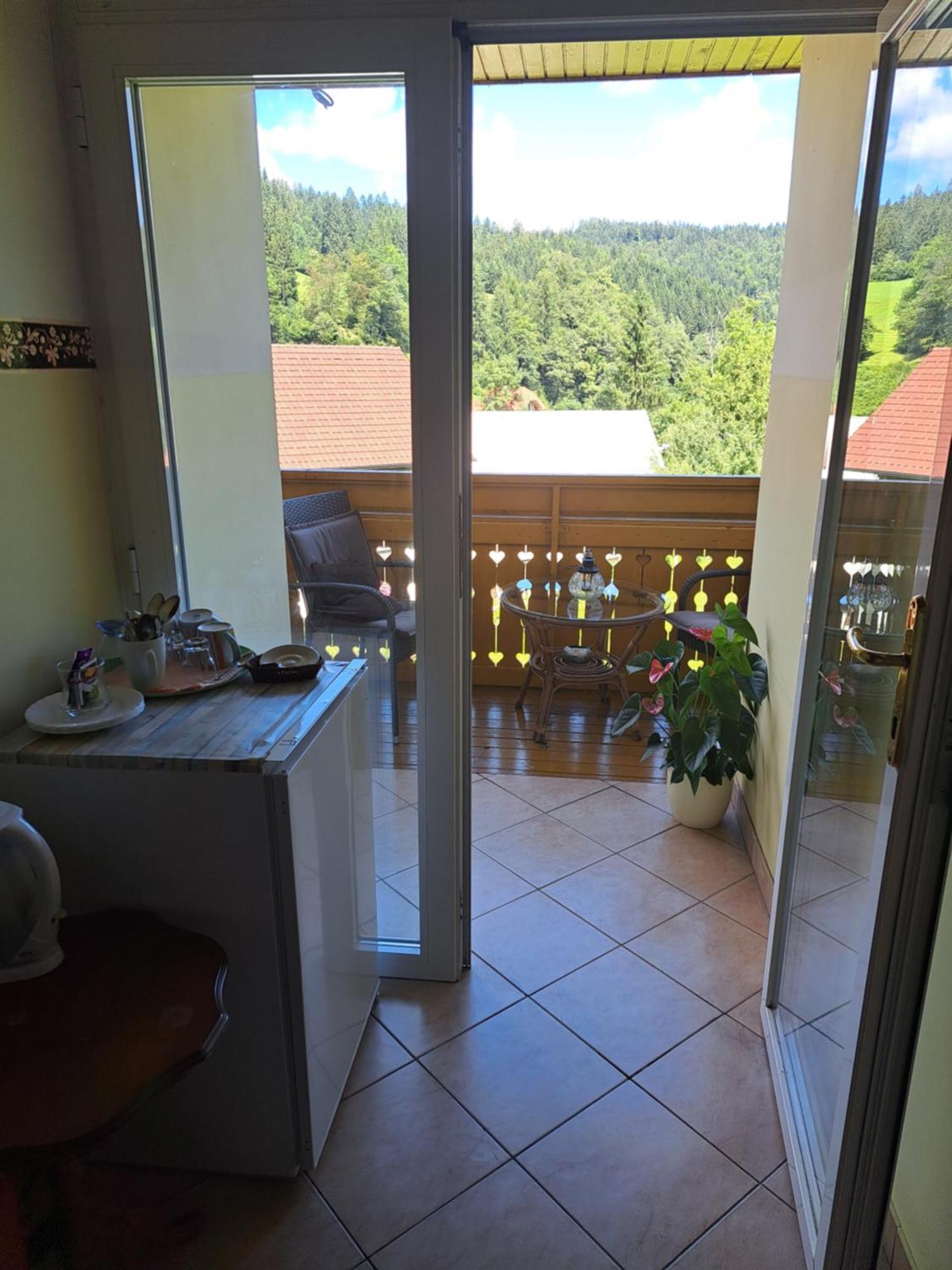 Guest House Kveder Škofja Loka Esterno foto