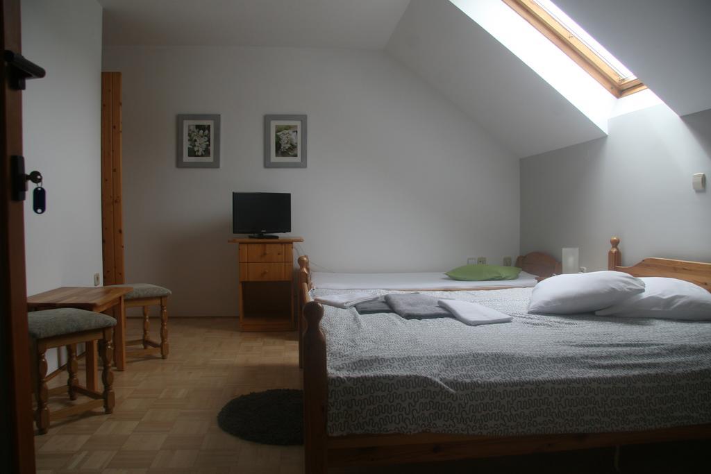 Guest House Kveder Škofja Loka Camera foto