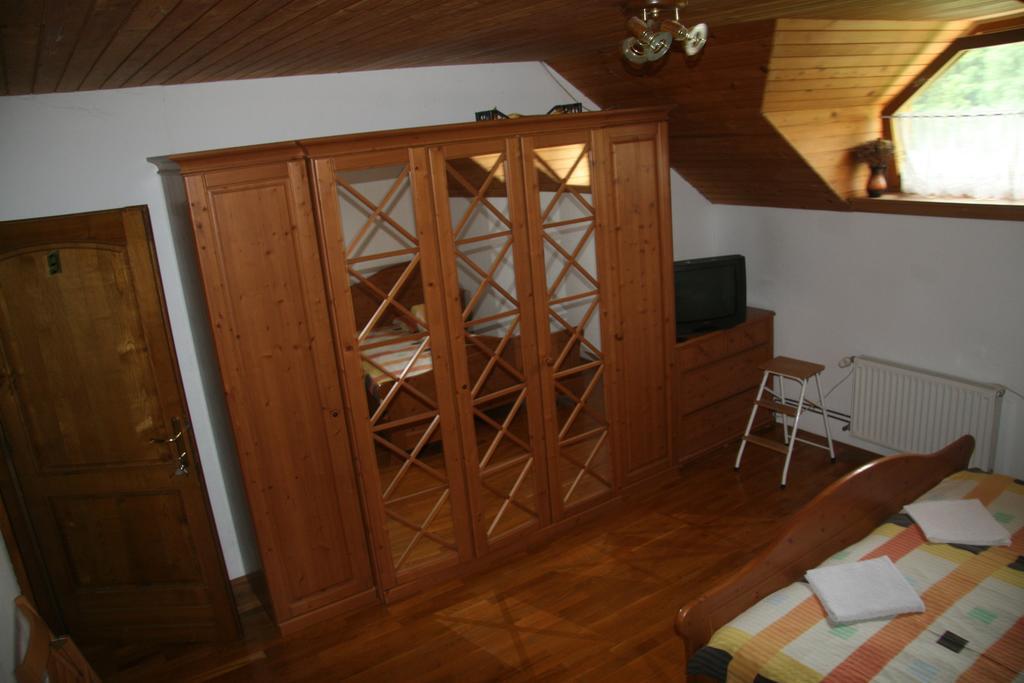 Guest House Kveder Škofja Loka Camera foto