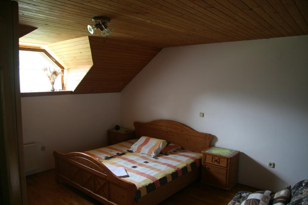 Guest House Kveder Škofja Loka Camera foto