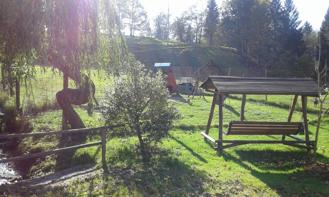 Guest House Kveder Škofja Loka Esterno foto
